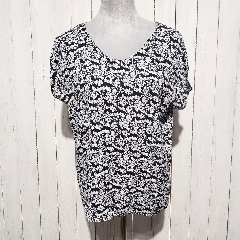 Loft LP PL Top Blouse Women's Black‎ White Floral Split Sleeve Dolman Petite